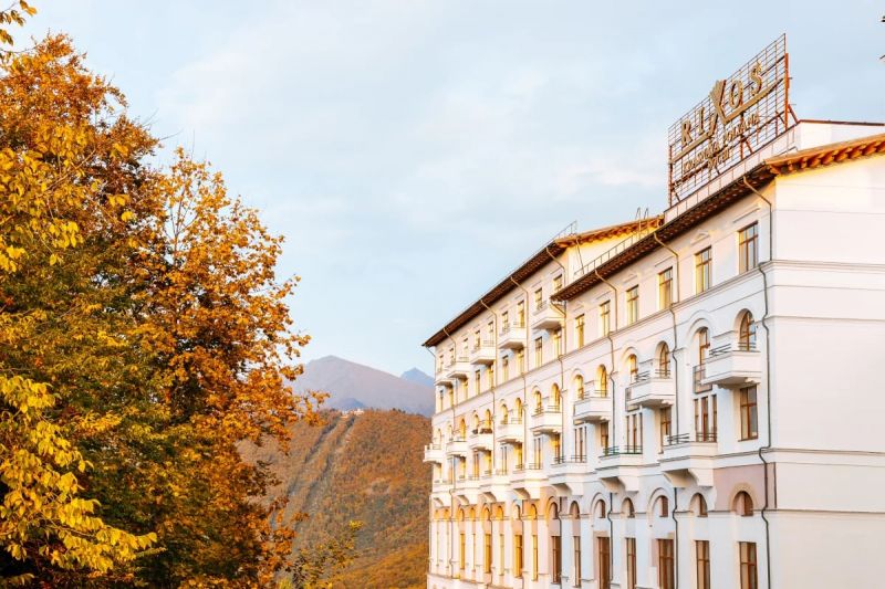 *Отель "Rixos Krasnaya Polyana Sochi" / "Риксос Красная Поляна Сочи"