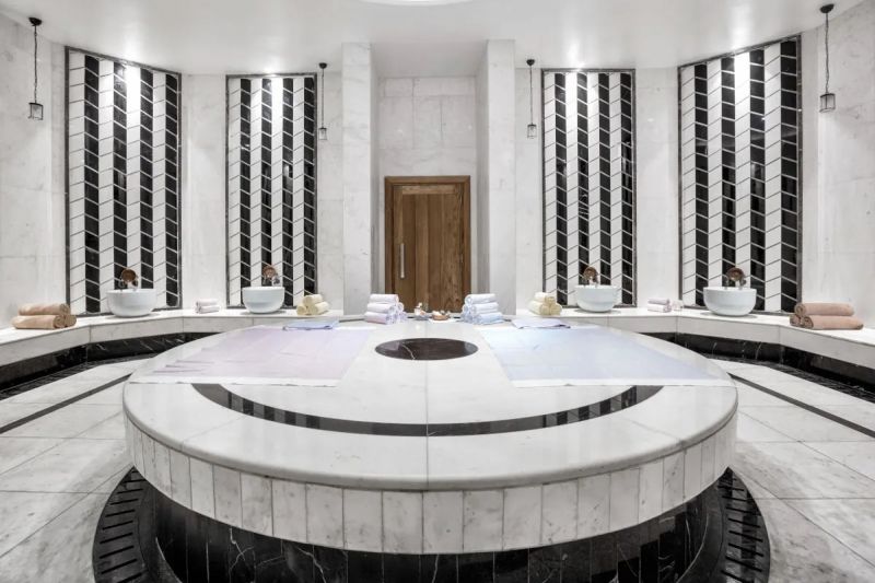 *Отель "Rixos Krasnaya Polyana Sochi" / "Риксос Красная Поляна Сочи"